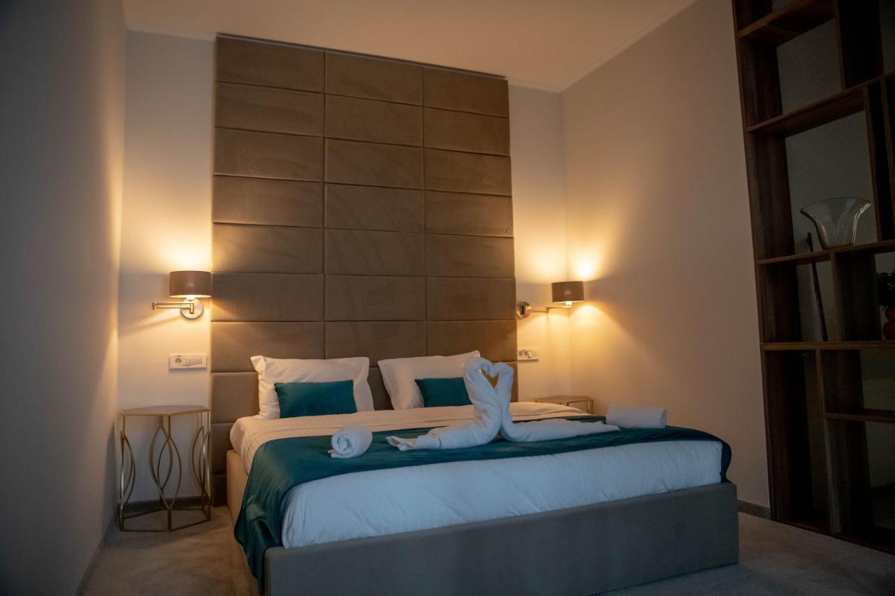 Unique Garden Hotel Brăila Kültér fotó