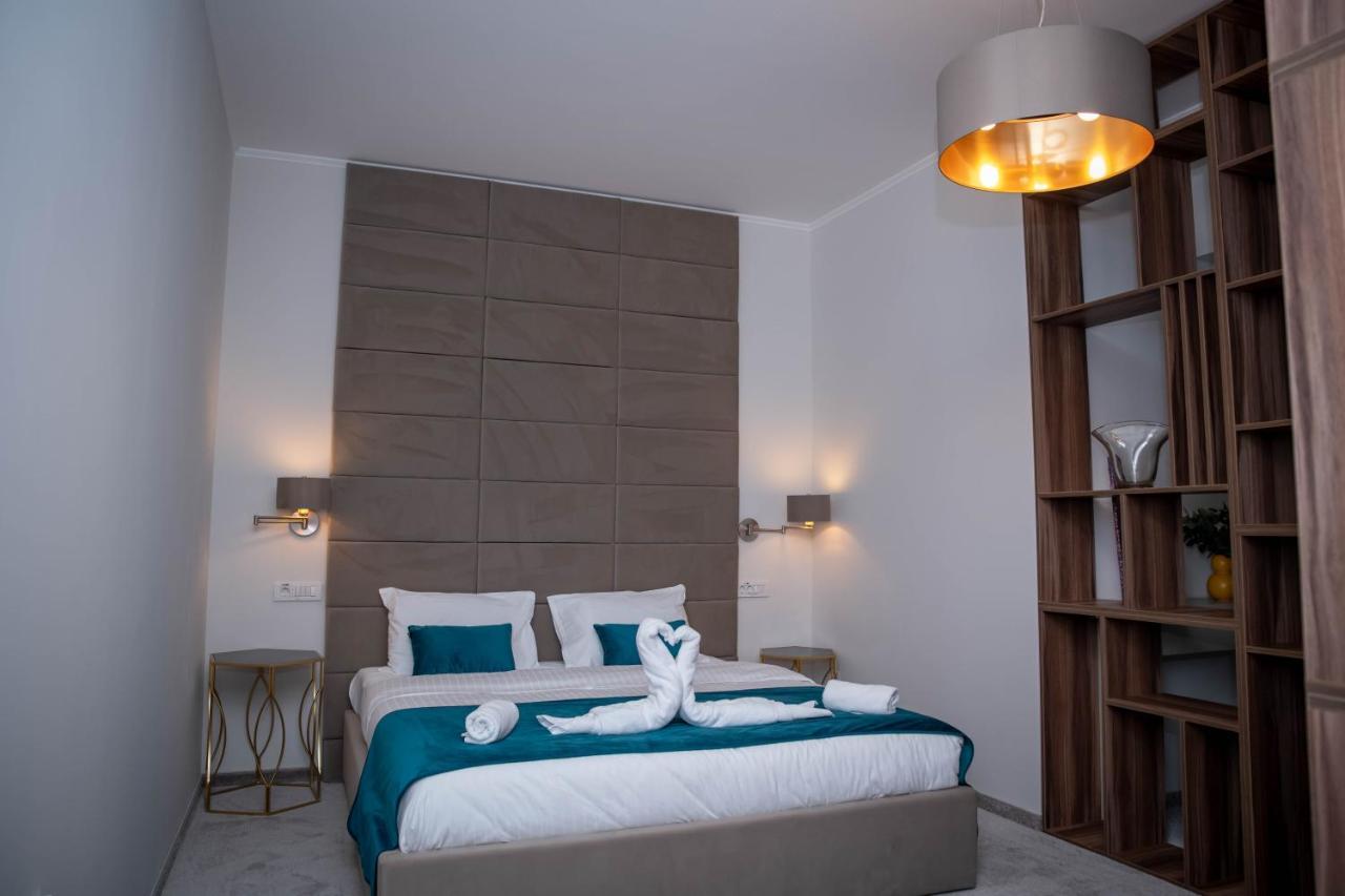 Unique Garden Hotel Brăila Kültér fotó